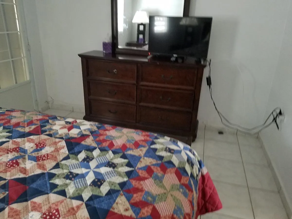 Glenview Delight Hotel Ponce Appartement